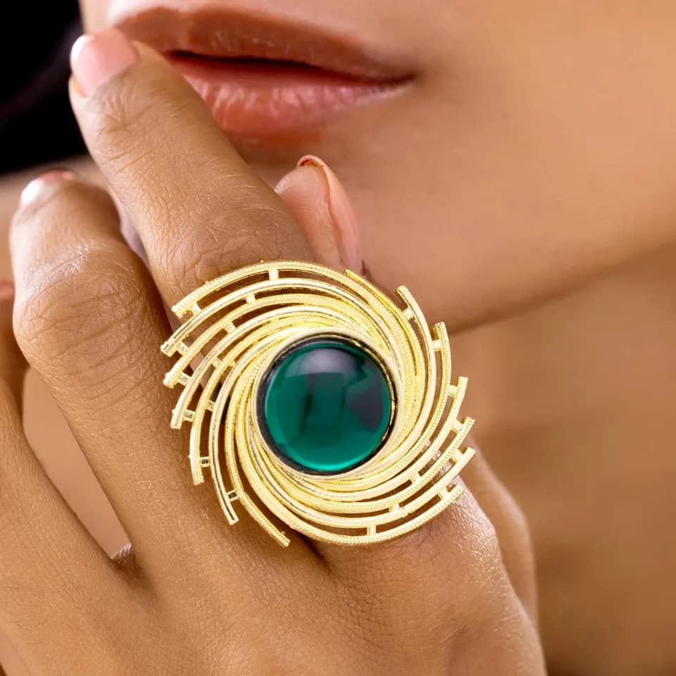 Nityara Galaxy Green Cabochon Cocktail (Adjustable Size)